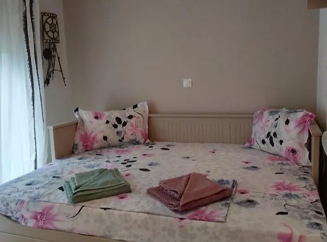 Vanya Βίλα Σκάλα Ραχωνίου