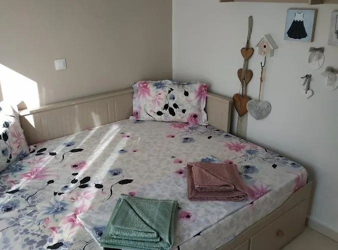 Vanya Βίλα Σκάλα Ραχωνίου